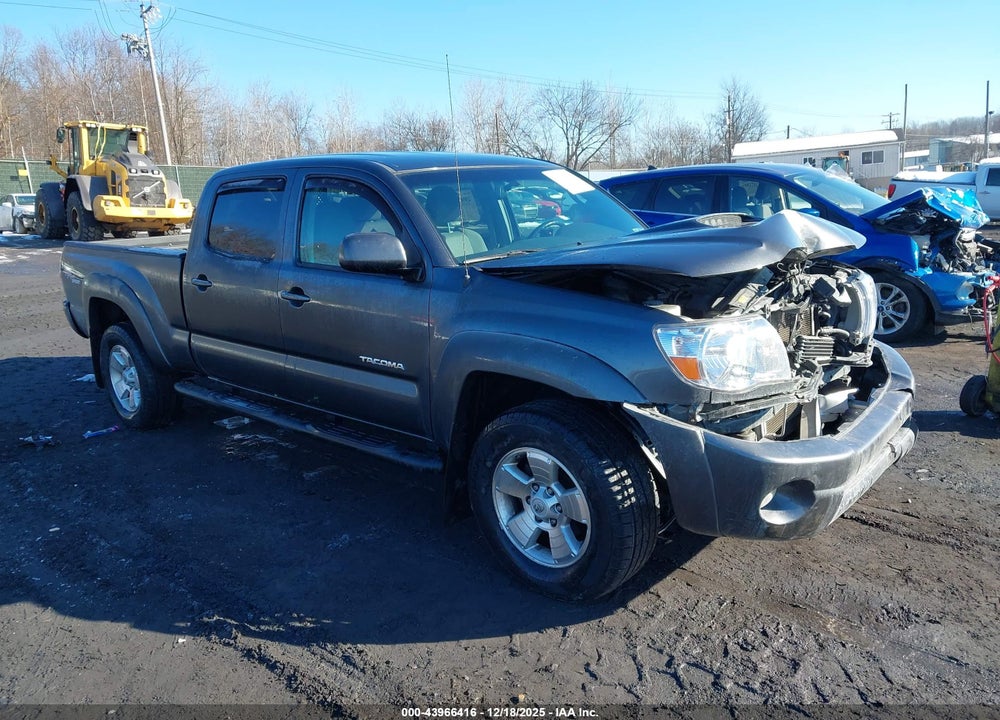 2011 TOYOTA TACOMA BASE V6 VIN: 3TMMU4FN2BM030312