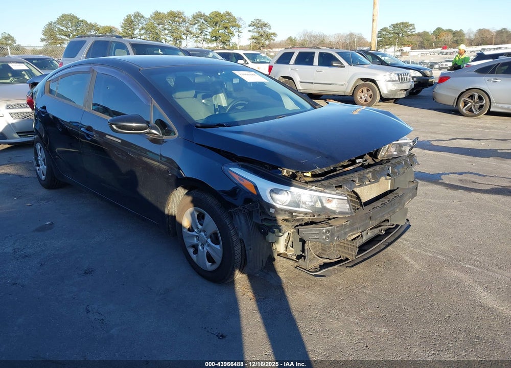 2018 KIA FORTE LX VIN: 3KPFK4A78JE183230