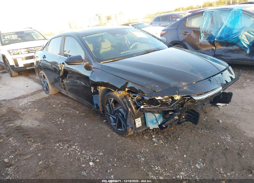 2024 HYUNDAI ELANTRA SEL VIN: KMHLS4DG1RU771252