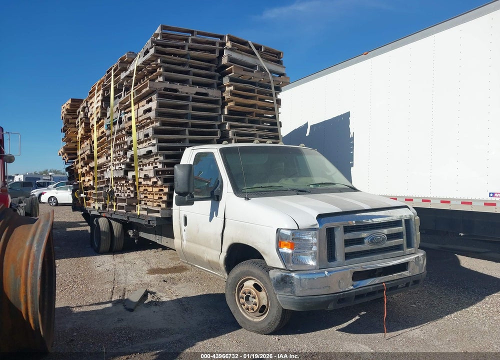 2011 FORD E-450 CUTAWAY VIN: 1FDXE4FS1BDA06932