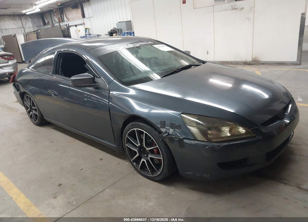 2005 HONDA ACCORD 3.0 EX VIN: 1HGCM82675A014496