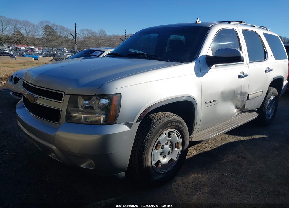 2010 CHEVROLET TAHOE LT VIN: 1GNUKBE03AR141553