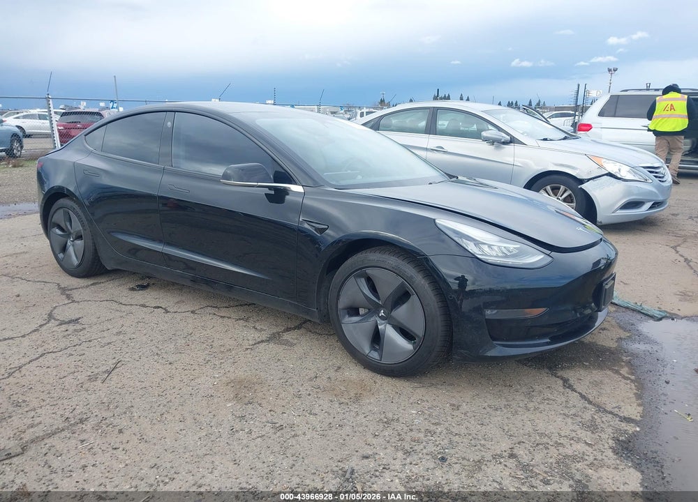 2018 TESLA MODEL 3 LONG RANGE/MID RANGE VIN: 5YJ3E1EA2JF040847