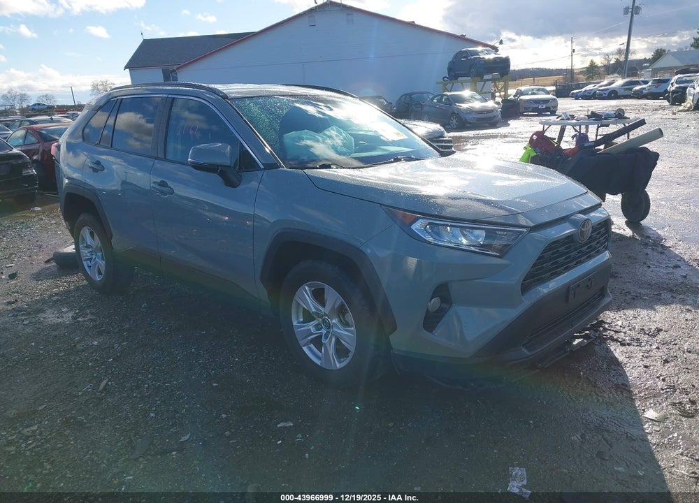 2020 TOYOTA RAV4 XLE VIN: 2T3P1RFV7LW101166