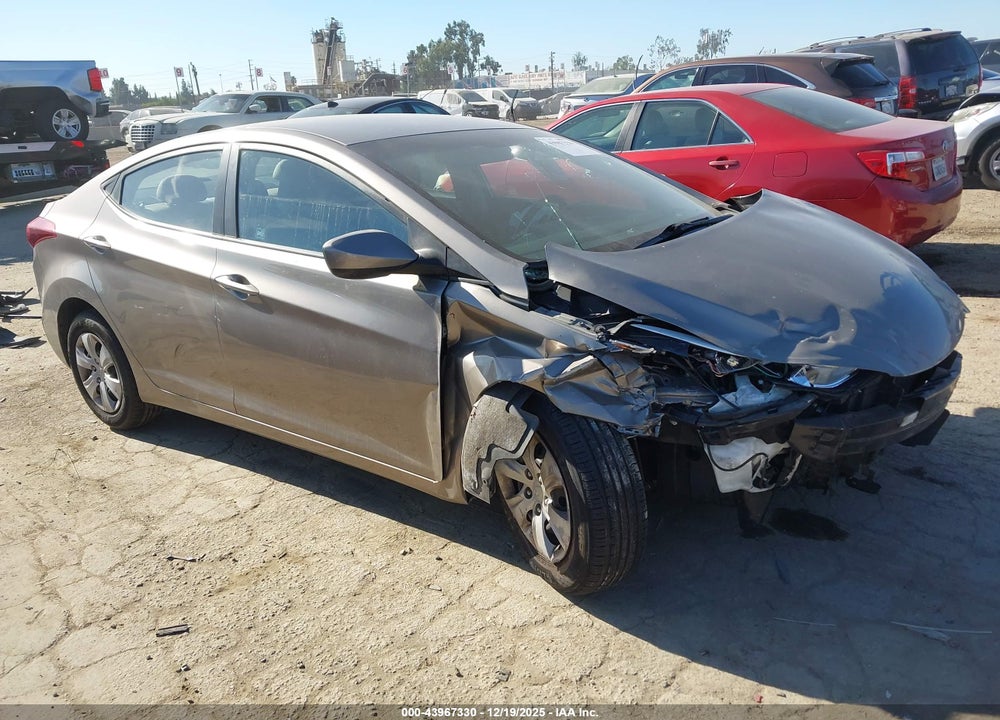 2016 HYUNDAI ELANTRA SE VIN: 5NPDH4AE7GH695165