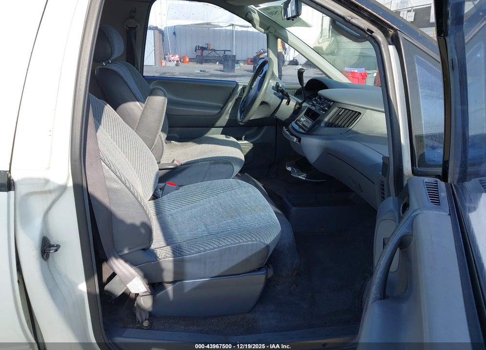 1995 TOYOTA PREVIA DX VIN: JT3AC13R0S1178973