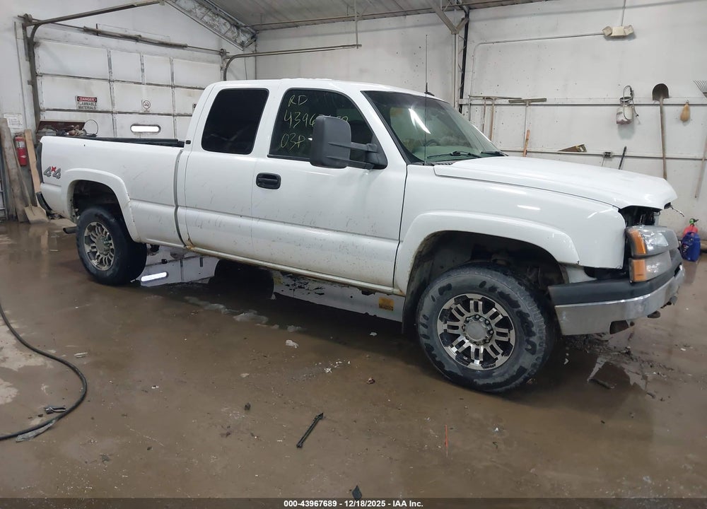 2003 CHEVROLET SILVERADO 2500 LT VIN: 1GCGK29U73Z254024