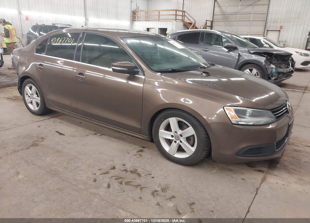 2013 VOLKSWAGEN JETTA 2.0L TDI VIN: 3VWLL7AJ7DM209420