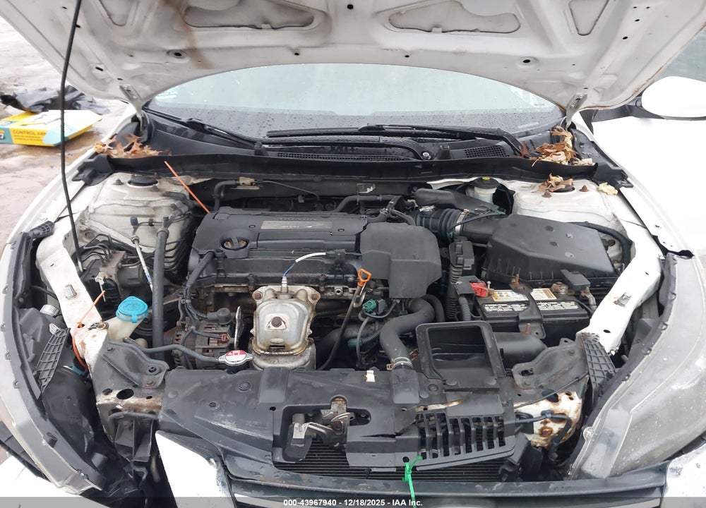 2013 HONDA ACCORD LX VIN: 1HGCR2F30DA168013