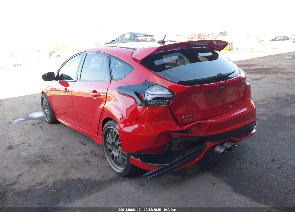 2015 FORD FOCUS ST VIN: 1FADP3L90FL324927