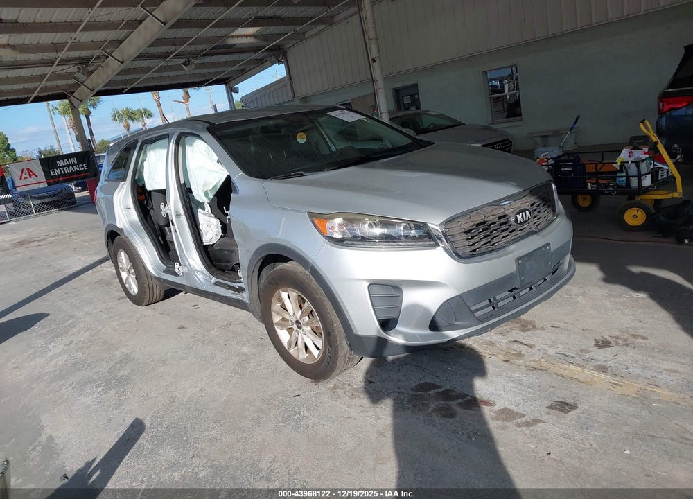 2019 KIA SORENTO 3.3L LX VIN: 5XYPGDA5XKG489371