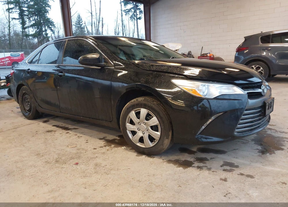 2017 TOYOTA CAMRY LE VIN: 4T1BF1FK0HU423554