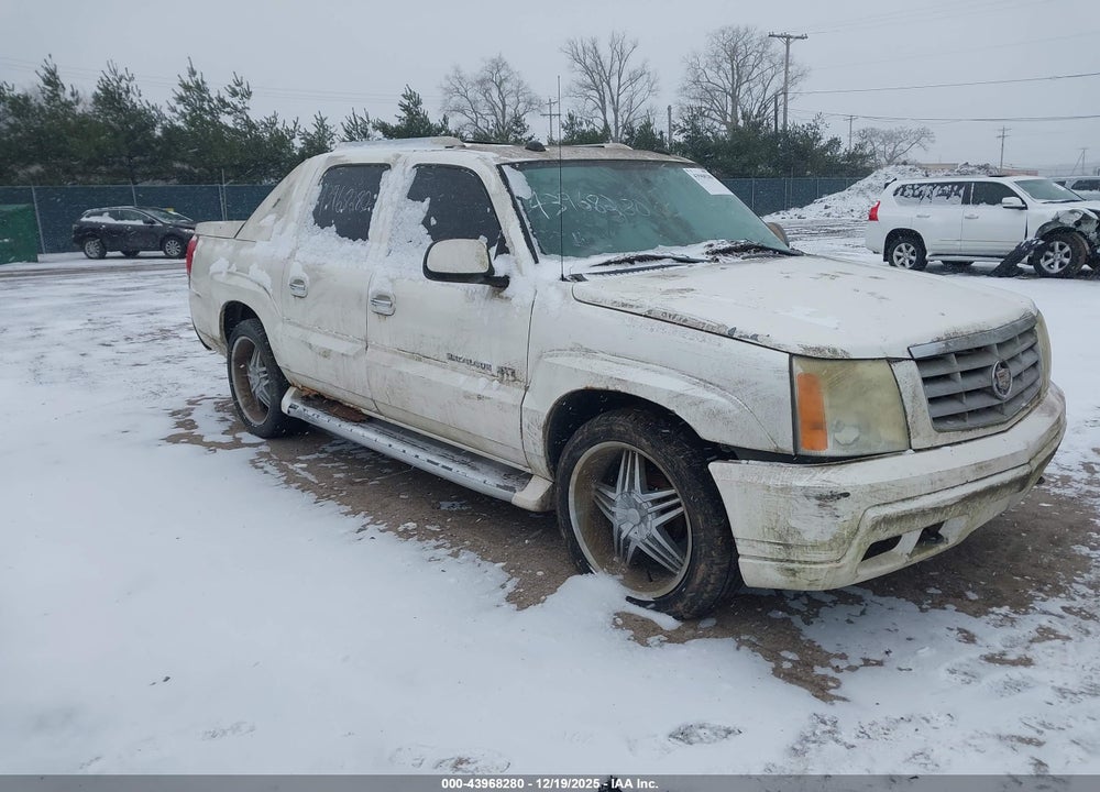 2004 CADILLAC ESCALADE EXT STANDARD VIN: 3GYEK62N44G202783