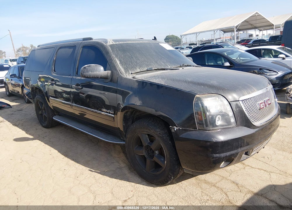 2011 GMC YUKON XL 1500 DENALI VIN: 1GKS2MEF1BR246470