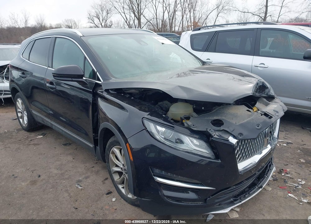 2019 LINCOLN MKC SELECT VIN: 5LMCJ2D96KUL37596