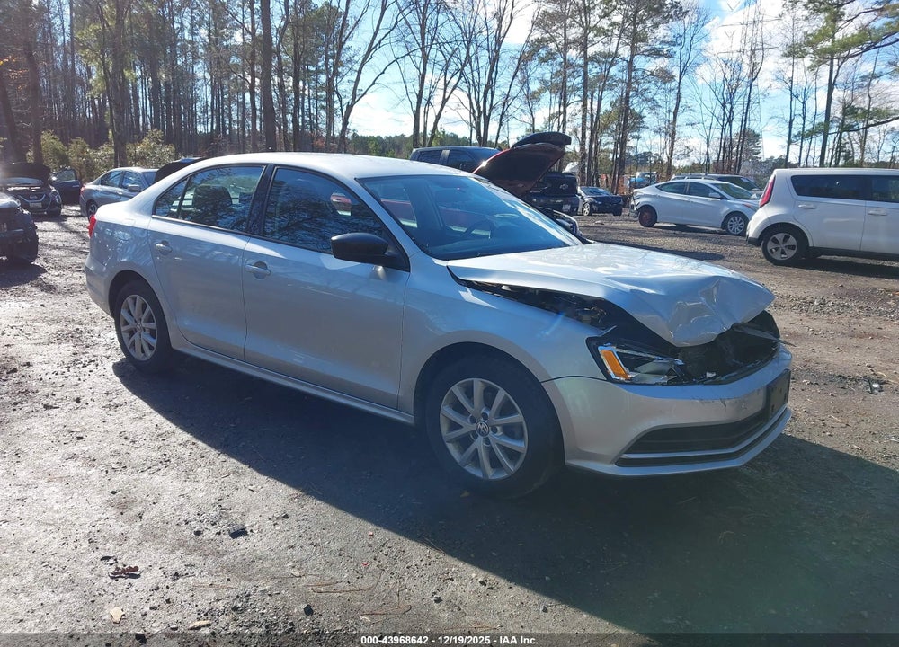 2015 VOLKSWAGEN JETTA 1.8T SE VIN: 3VWD07AJ7FM245169