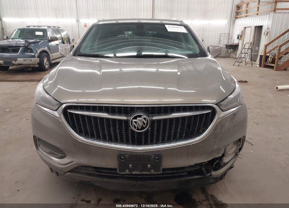 2018 BUICK ENCLAVE ESSENCE VIN: 5GAEVAKW5JJ228197