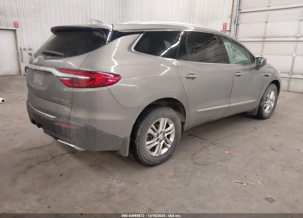 2018 BUICK ENCLAVE ESSENCE VIN: 5GAEVAKW5JJ228197