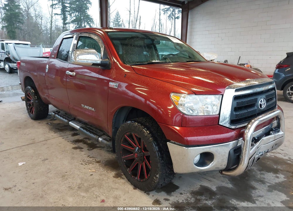 2010 TOYOTA TUNDRA GRADE 5.7L V8 VIN: 5TFUY5F15AX132431