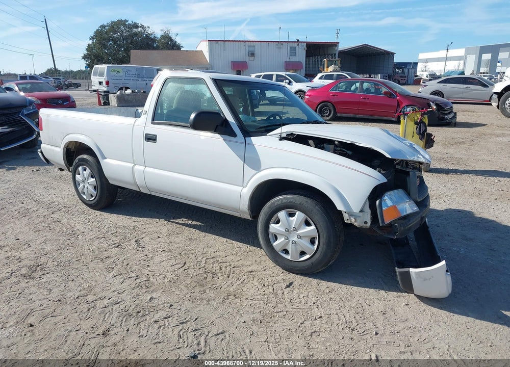 2001 GMC SONOMA SL VIN: 1GTCS14W618233766
