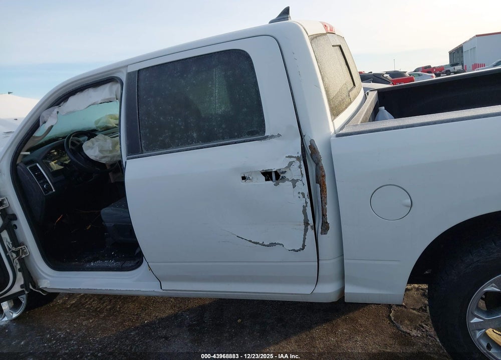 2018 RAM 1500 VIN: 1C6RR7LTXJS352155