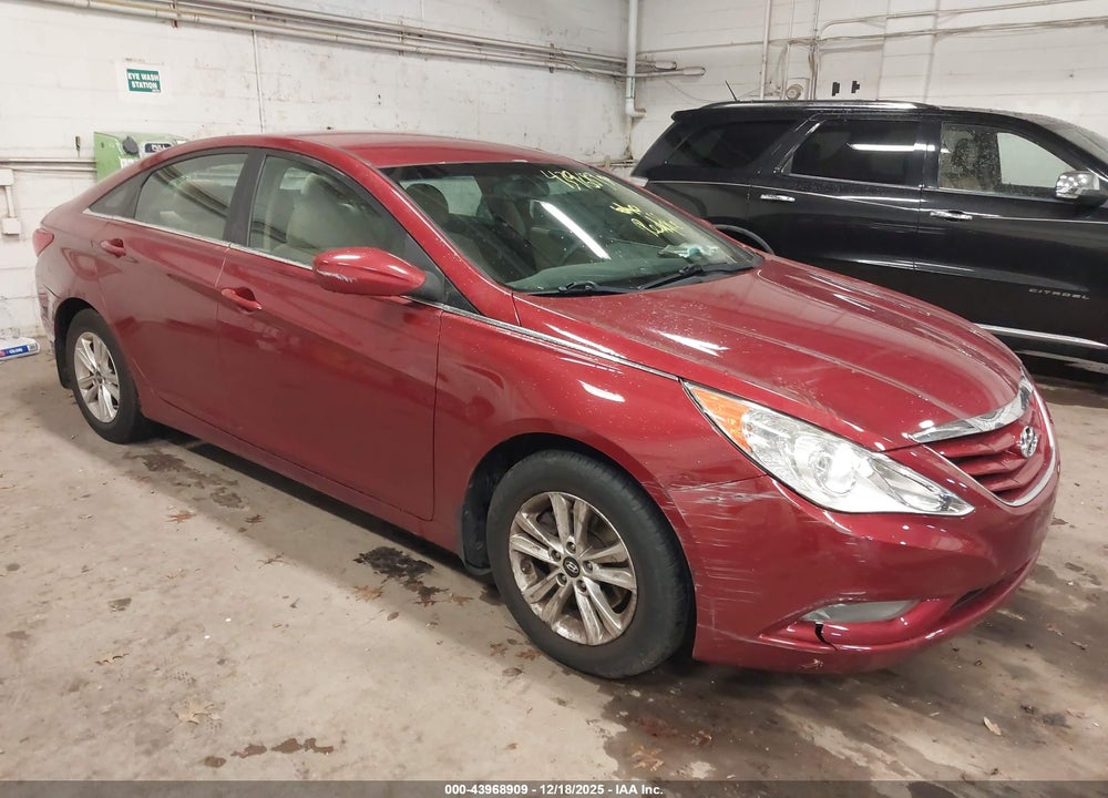 2013 HYUNDAI SONATA GLS VIN: 5NPEB4AC8DH737276