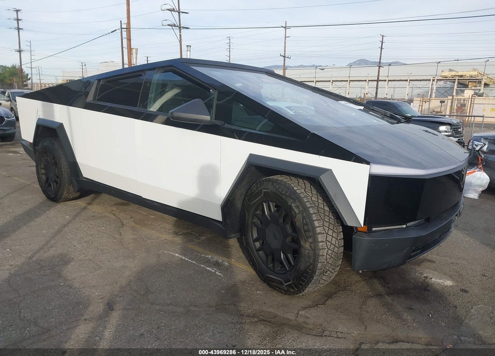 2024 TESLA CYBERTRUCK CYBERBEAST VIN: 7G2CEHEE2RA038873