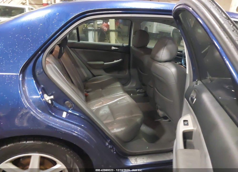 2004 HONDA ACCORD 3.0 EX VIN: 1HGCM66504A032391