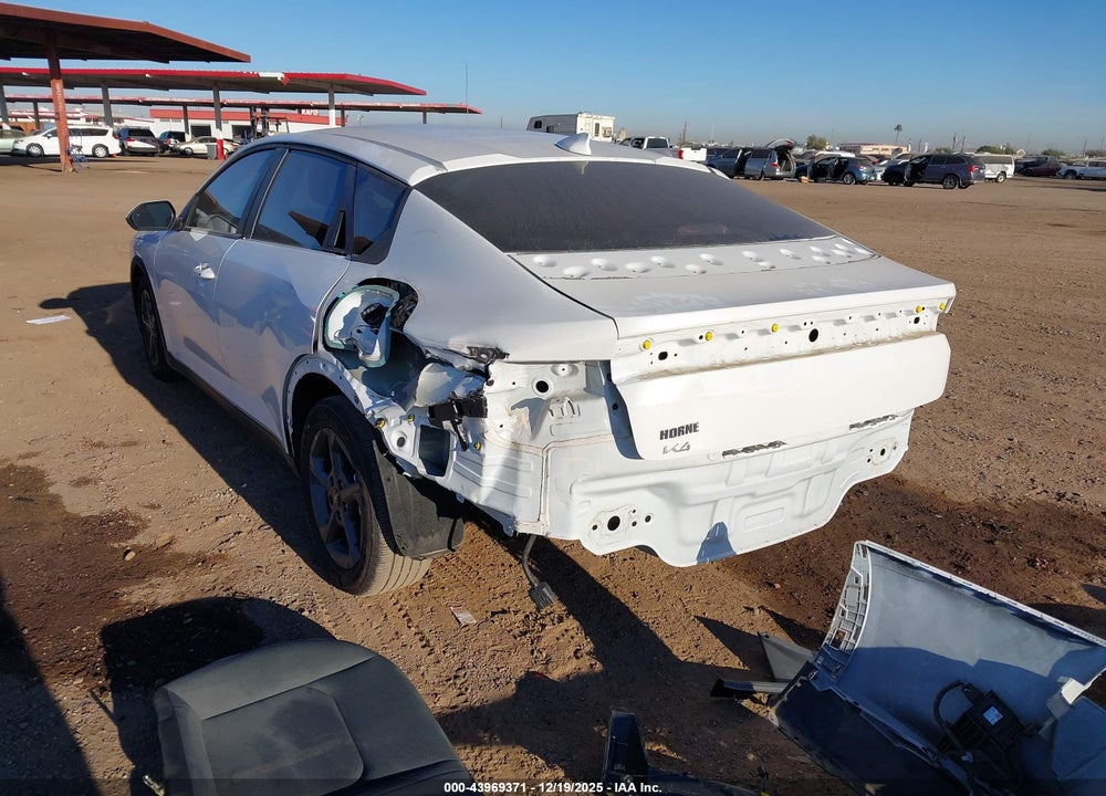 2025 KIA K4 LXS VIN: 3KPFT4DE4SE095154