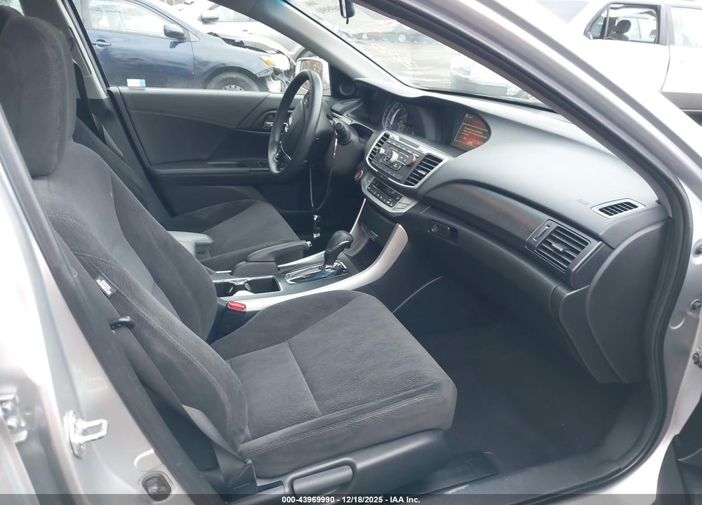 2013 HONDA ACCORD EX VIN: 1HGCR2F74DA023172