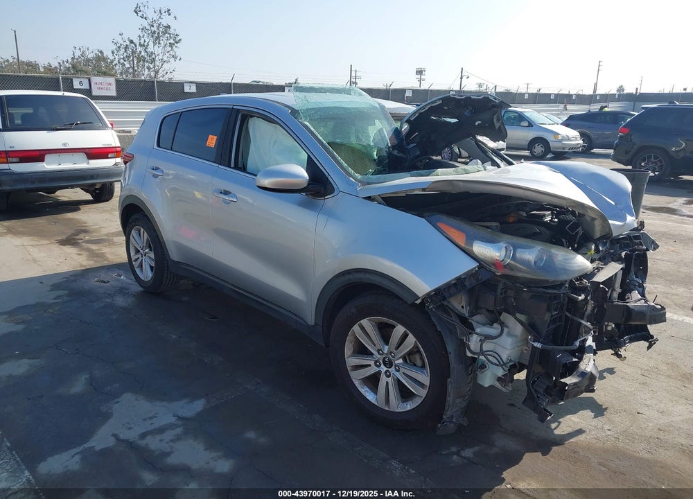 2018 KIA SPORTAGE LX VIN: KNDPM3AC3J7454314