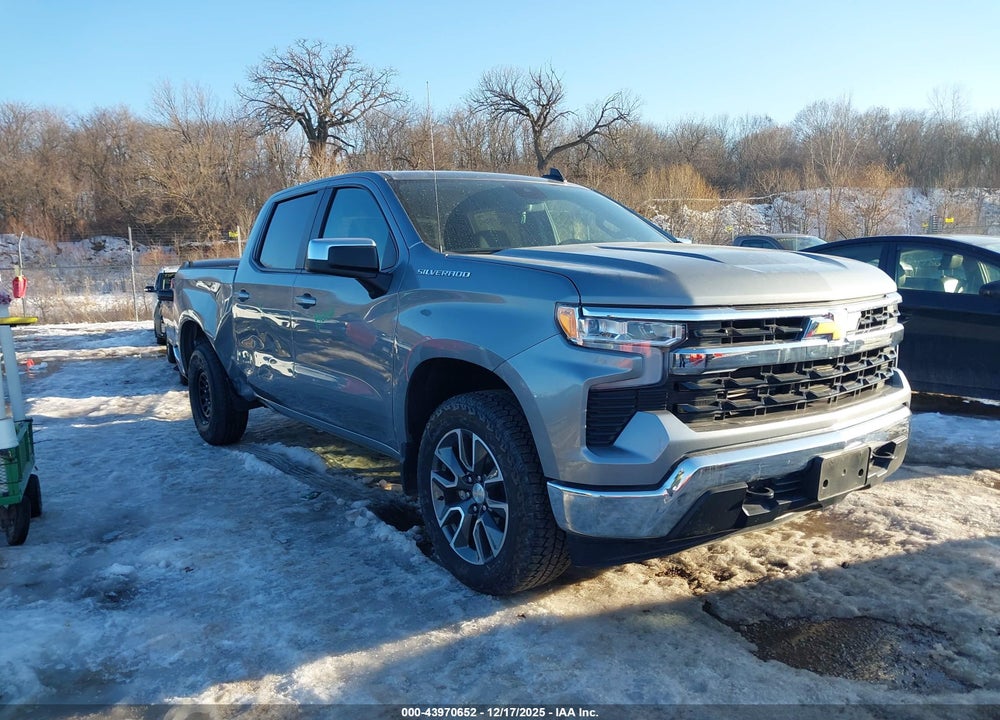 2024 CHEVROLET SILVERADO 1500 4WD  SHORT BED LT WITH 2FL VIN: 3GCPDKEK3RG241567