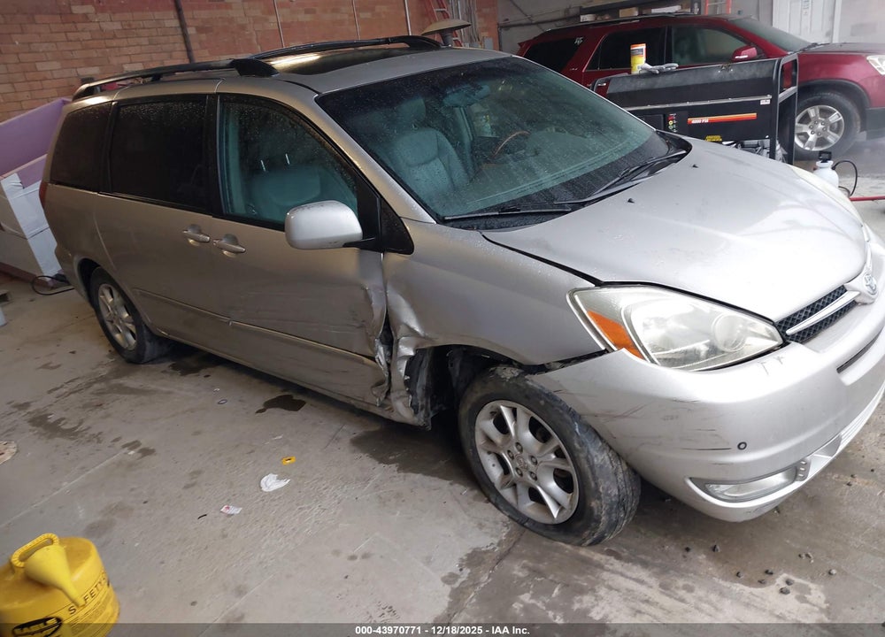 2005 TOYOTA SIENNA XLE LIMITED VIN: 5TDBA22C25S052310