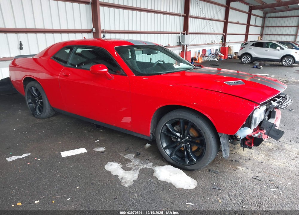 2017 DODGE CHALLENGER SXT VIN: 2C3CDZAG4HH633596