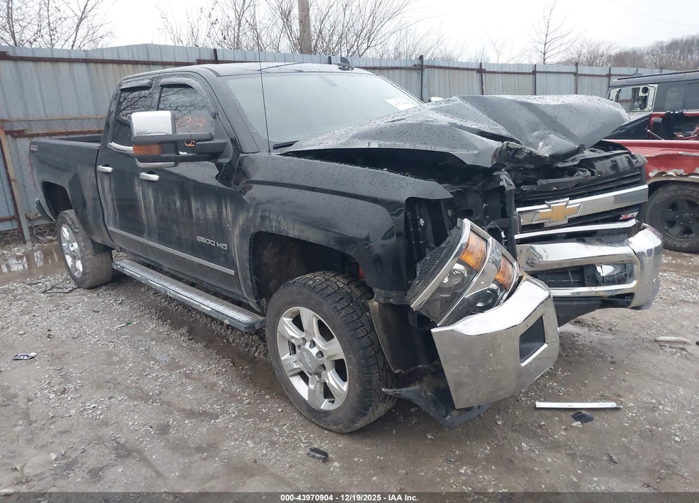 2017 CHEVROLET SILVERADO 2500HD LTZ VIN: 1GC2KWEG0HZ354507