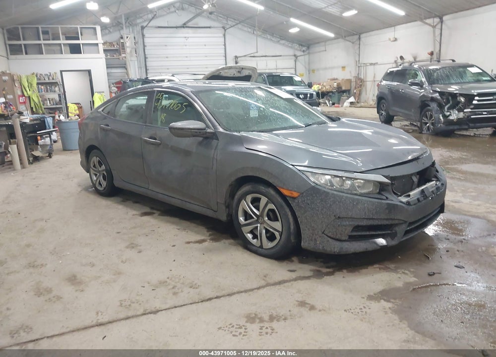 2018 HONDA CIVIC LX VIN: 2HGFC2F56JH594544