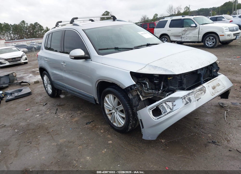 2012 VOLKSWAGEN TIGUAN SE VIN: WVGBV7AX8CW585969