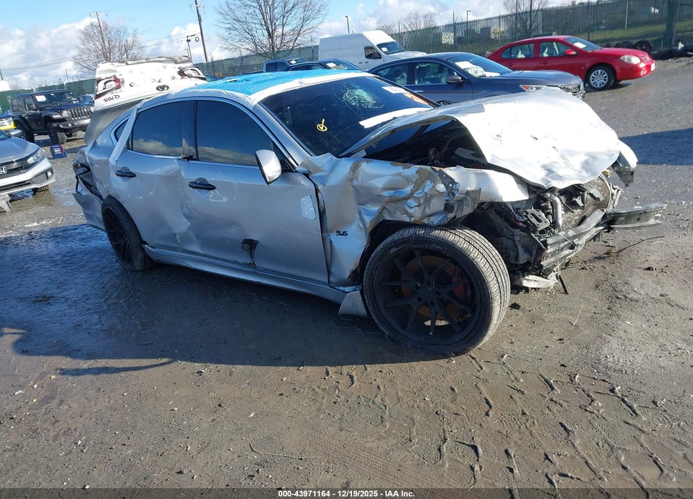 2016 INFINITI Q70 5.6 VIN: JN1AY1AP1GM100015