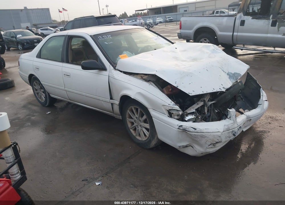 2000 TOYOTA CAMRY LE V6 VIN: 4T1BF22K5YU948203