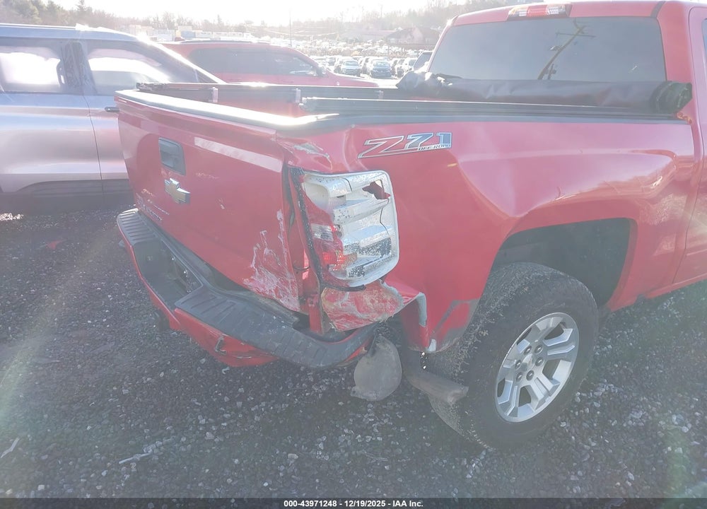 2017 CHEVROLET SILVERADO 1500 2LT VIN: 3GCUKREC9HG361754