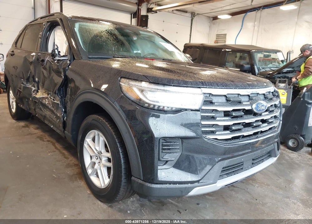 2025 FORD EXPLORER ACTIVE VIN: 1FMUK8DH2SGA15907
