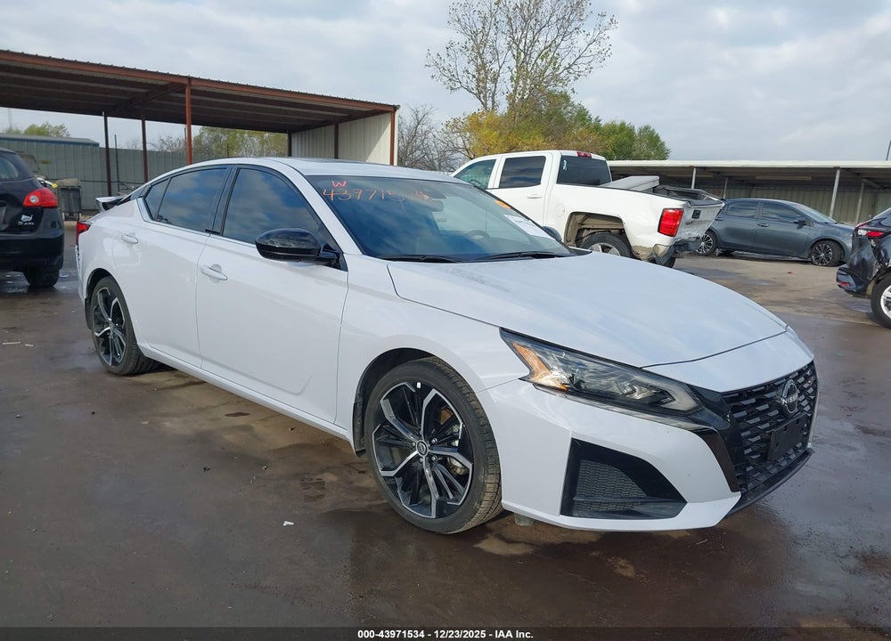 2024 NISSAN ALTIMA SR FWD VIN: 1N4BL4CV3RN413521