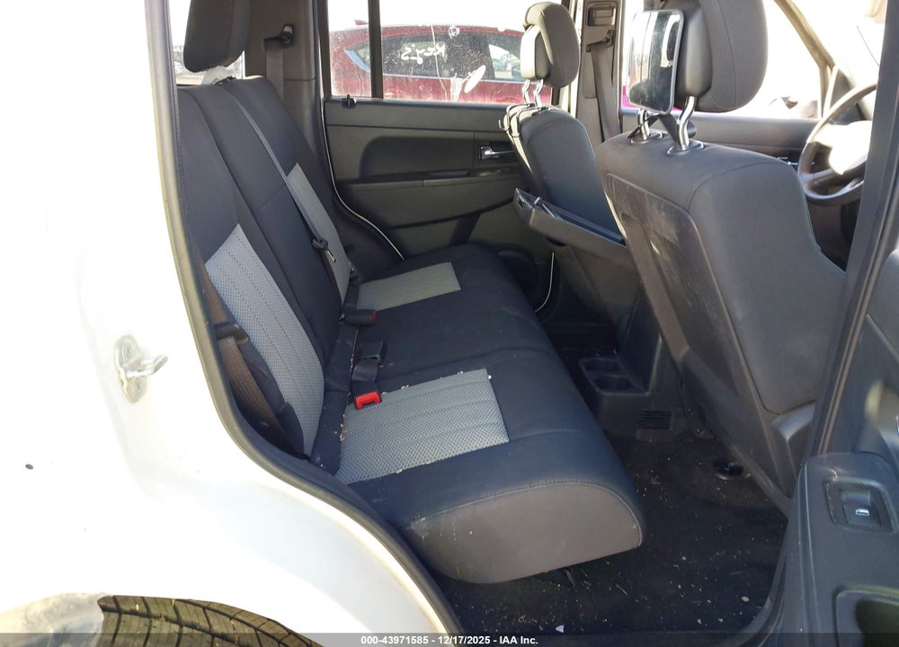 2010 JEEP LIBERTY SPORT VIN: 1J4PN2GK3AW139647
