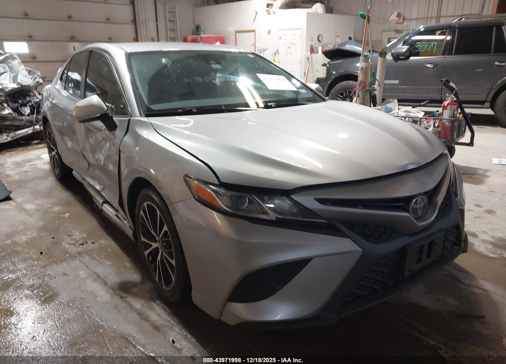 2020 TOYOTA CAMRY SE VIN: 4T1G11AK8LU916807