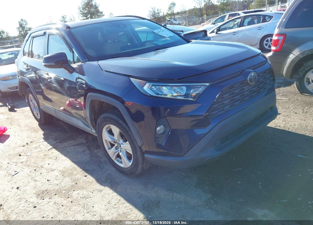 2019 TOYOTA RAV4 XLE VIN: 2T3W1RFV6KW013008