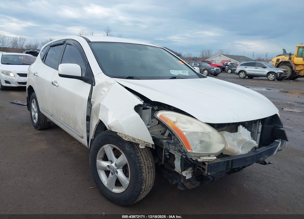 2013 NISSAN ROGUE S VIN: JN8AS5MV1DW147145