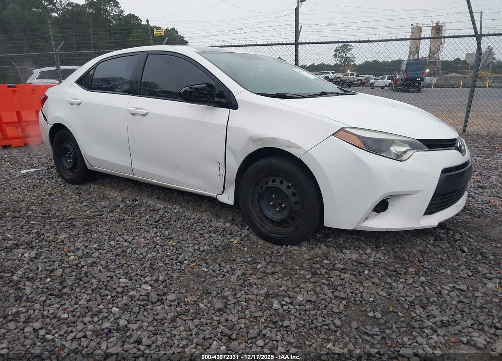 2015 TOYOTA COROLLA LE VIN: 5YFBURHE3FP203318