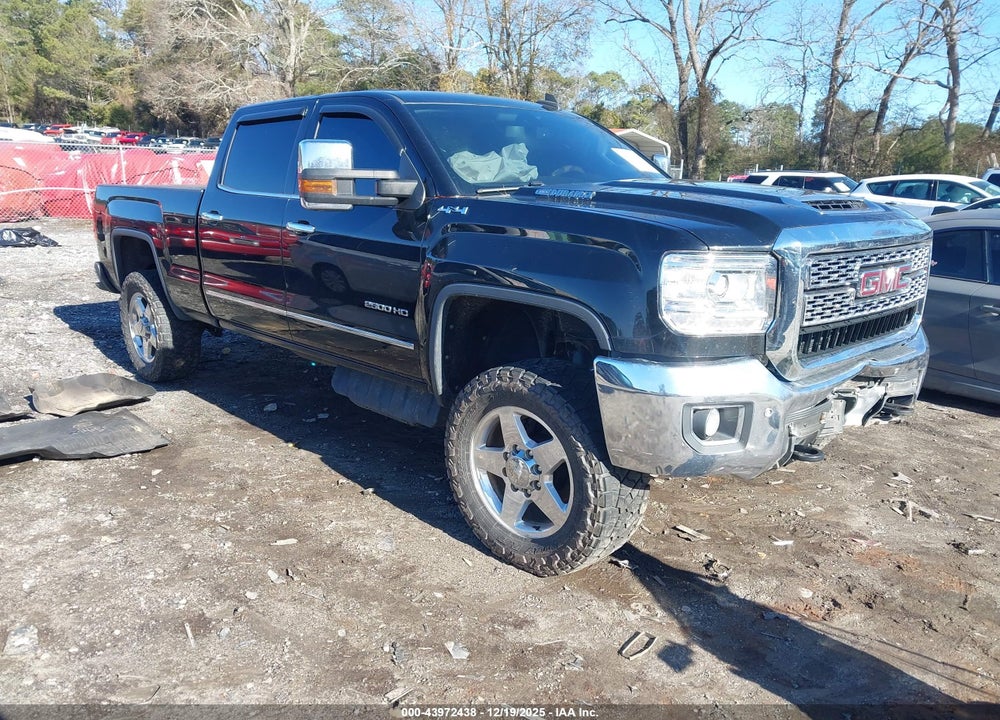 2018 GMC SIERRA 2500HD SLT VIN: 1GT12TEYXJF227080