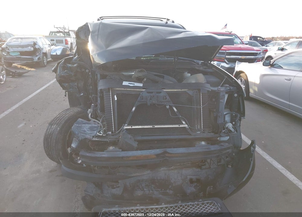 2011 CHEVROLET AVALANCHE 1500 LTZ VIN: 3GNTKGE31BG108989