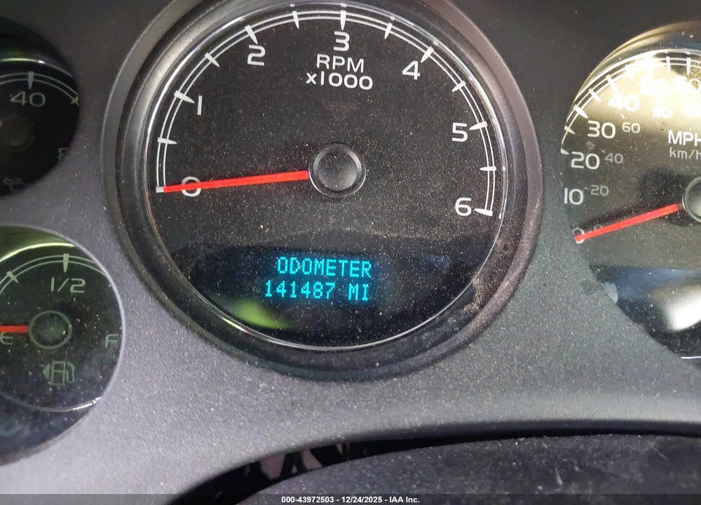 2011 CHEVROLET AVALANCHE 1500 LTZ VIN: 3GNTKGE31BG108989